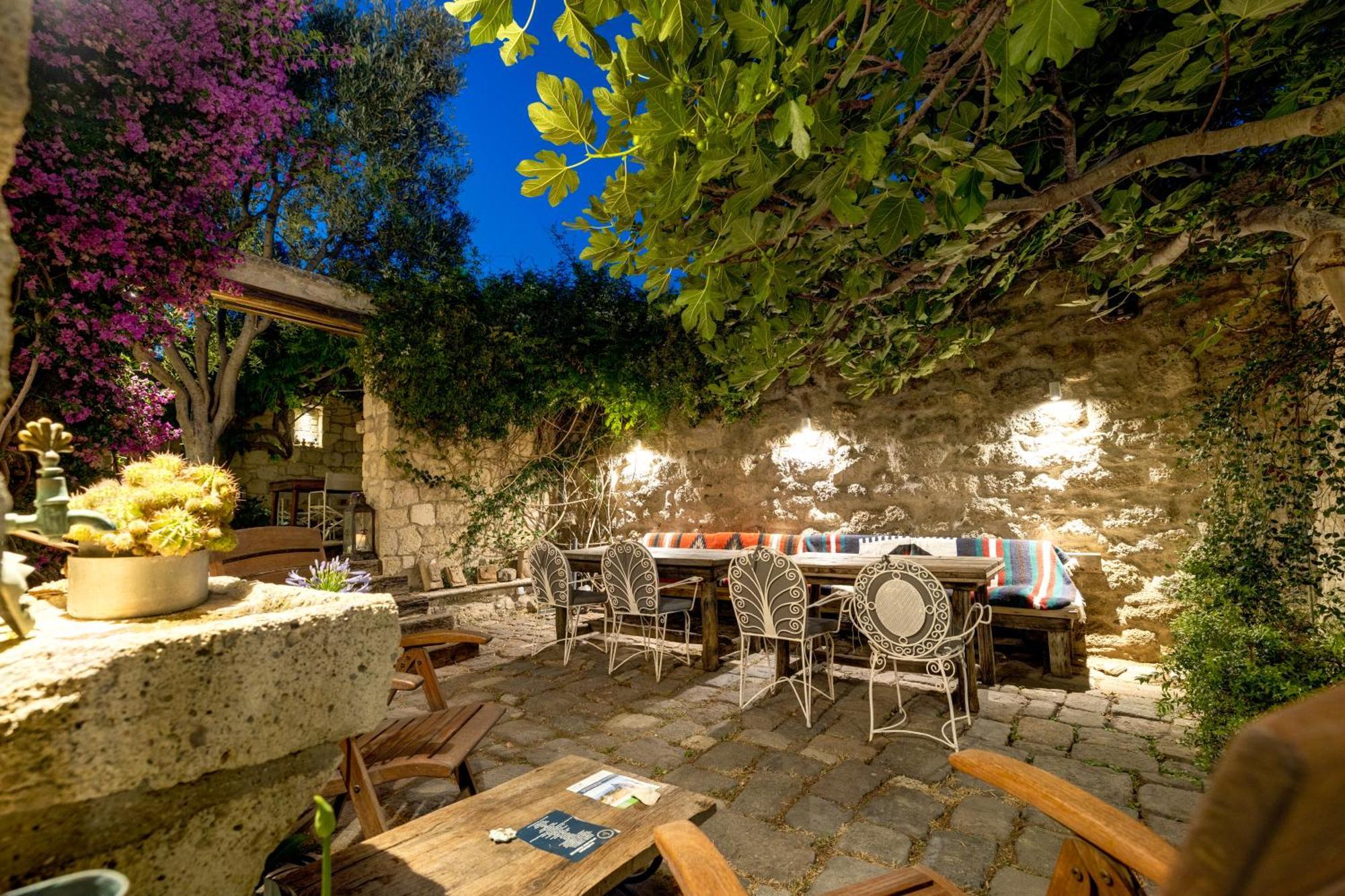 Hotel Sakin Ev Alaçatı Exterior foto